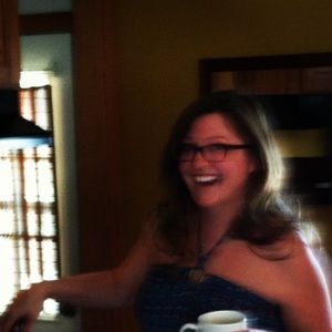 Meet your Posher, Danica